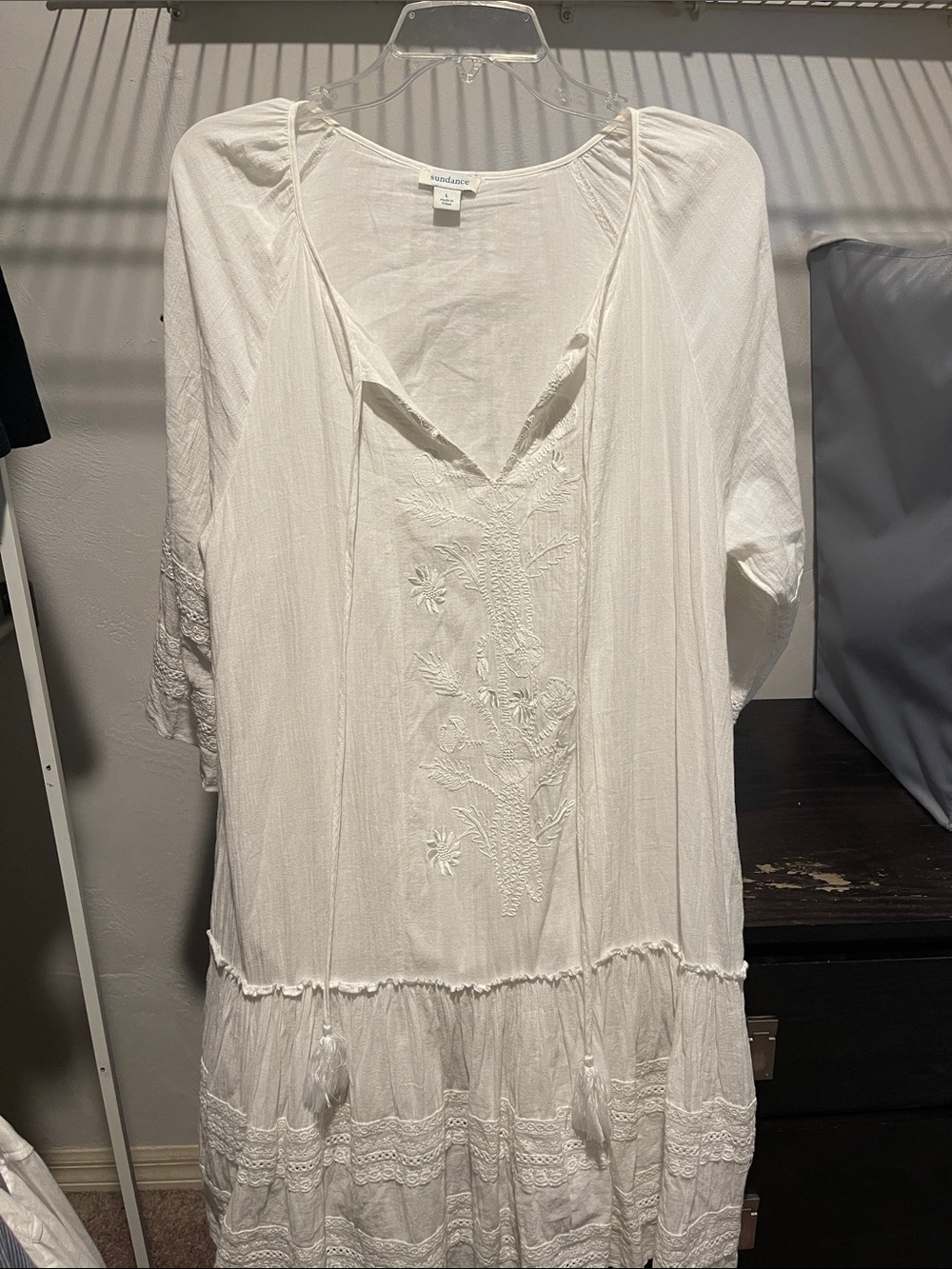 Sundance White Scoop Neck Lightweight dress
